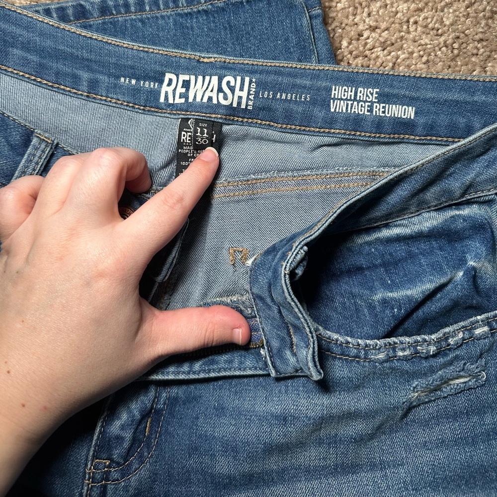 High Rise Jeans - Picture 3 of 3